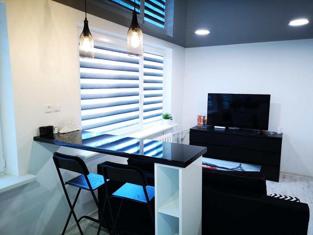 Black & White Studio Anykščiai Eksteriør billede